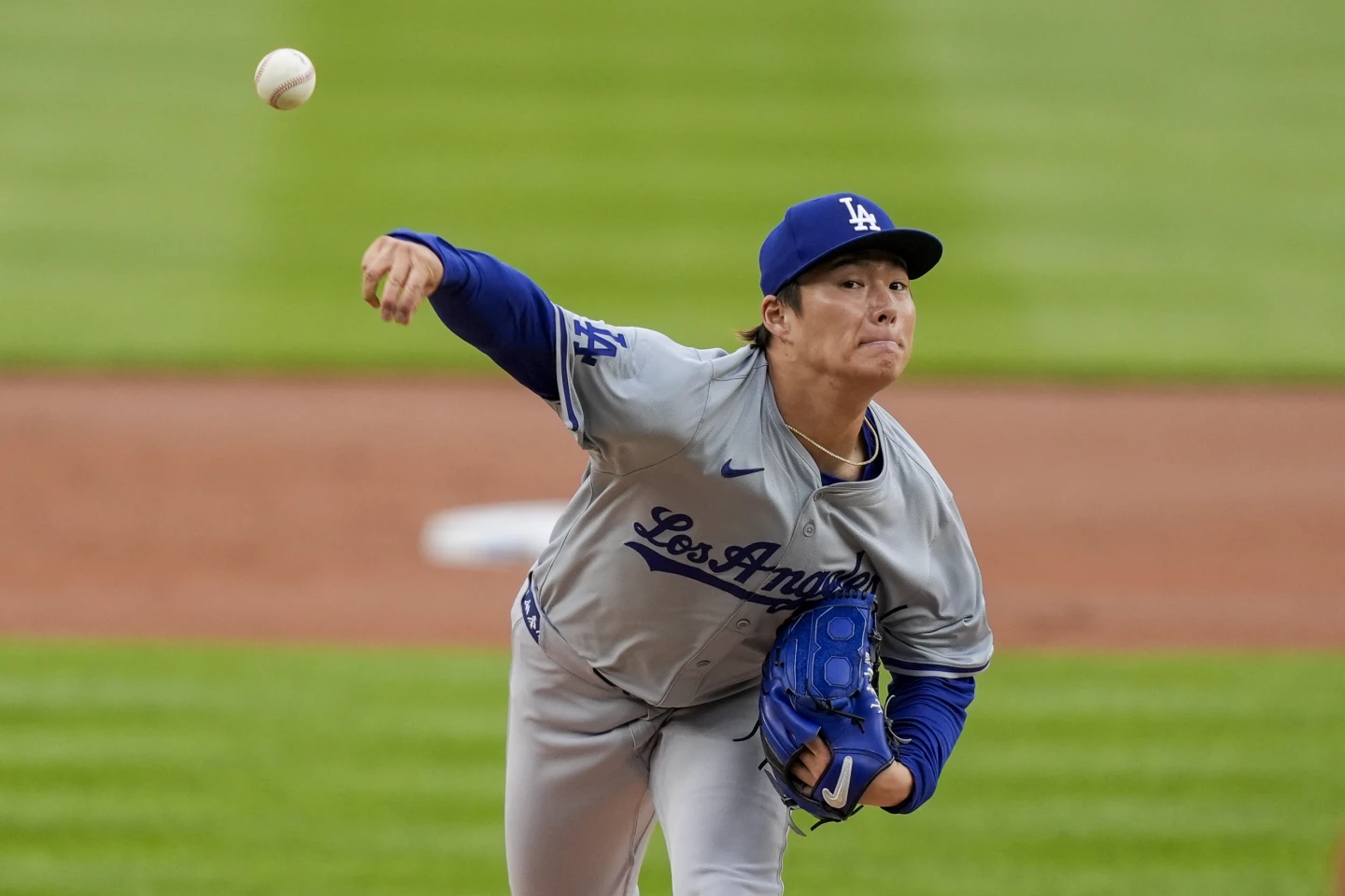 Teoscar HR : Dodgers, Reales y Filis triunfaron el jueves en MLB