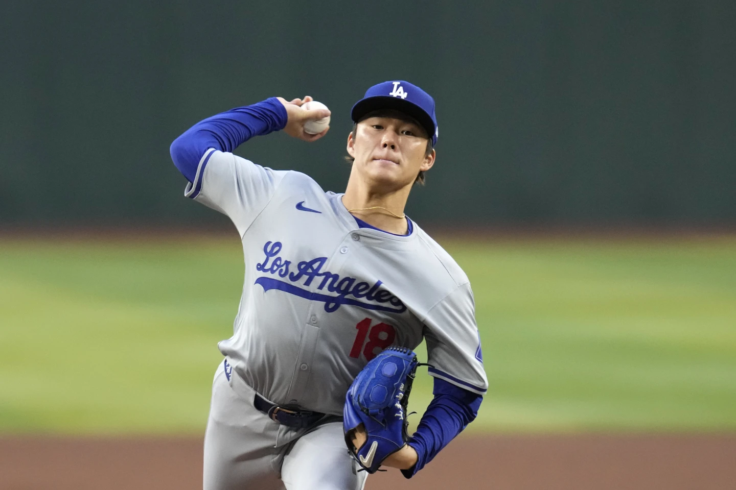 Yamamoto blanqueo en seis entradas a Arizona. Dodgers ganaron