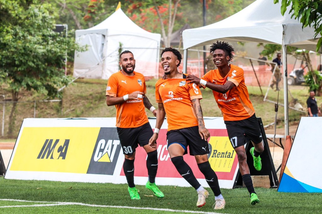 Cibao FC . Vence a Pantoja 3-2, es primero en clasificar a la Liguilla LDF-2024