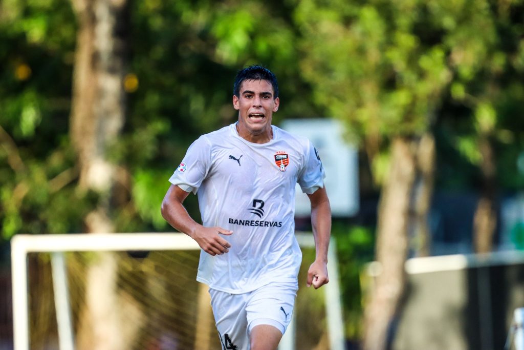 Gol de Roces da emocionante triunfo a Cibao FC sobre O&M