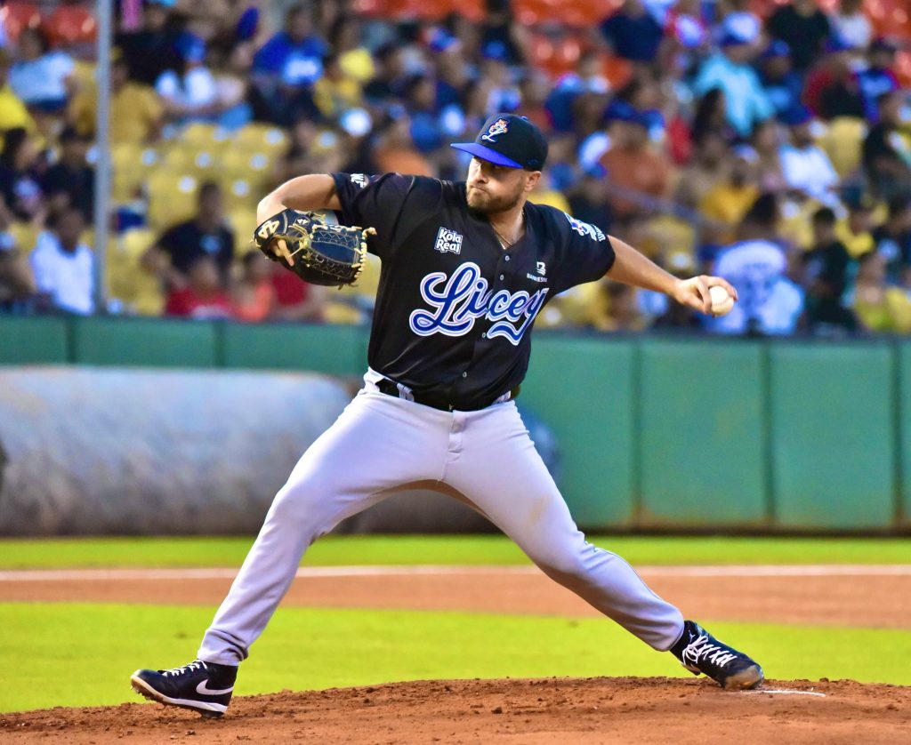Con buen pìtcheo: Licey blanqueó a las Aguilas 1-0