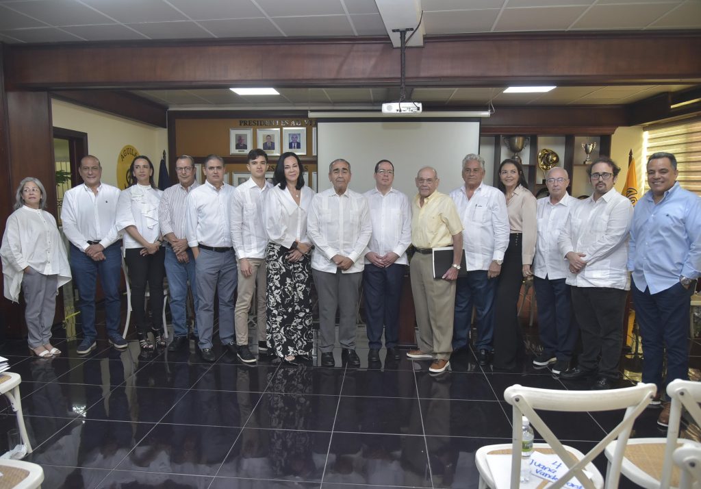 Víctor García Sued es reelecto y promete fortalecer estructura ganadora en las Águilas Cibaeñas