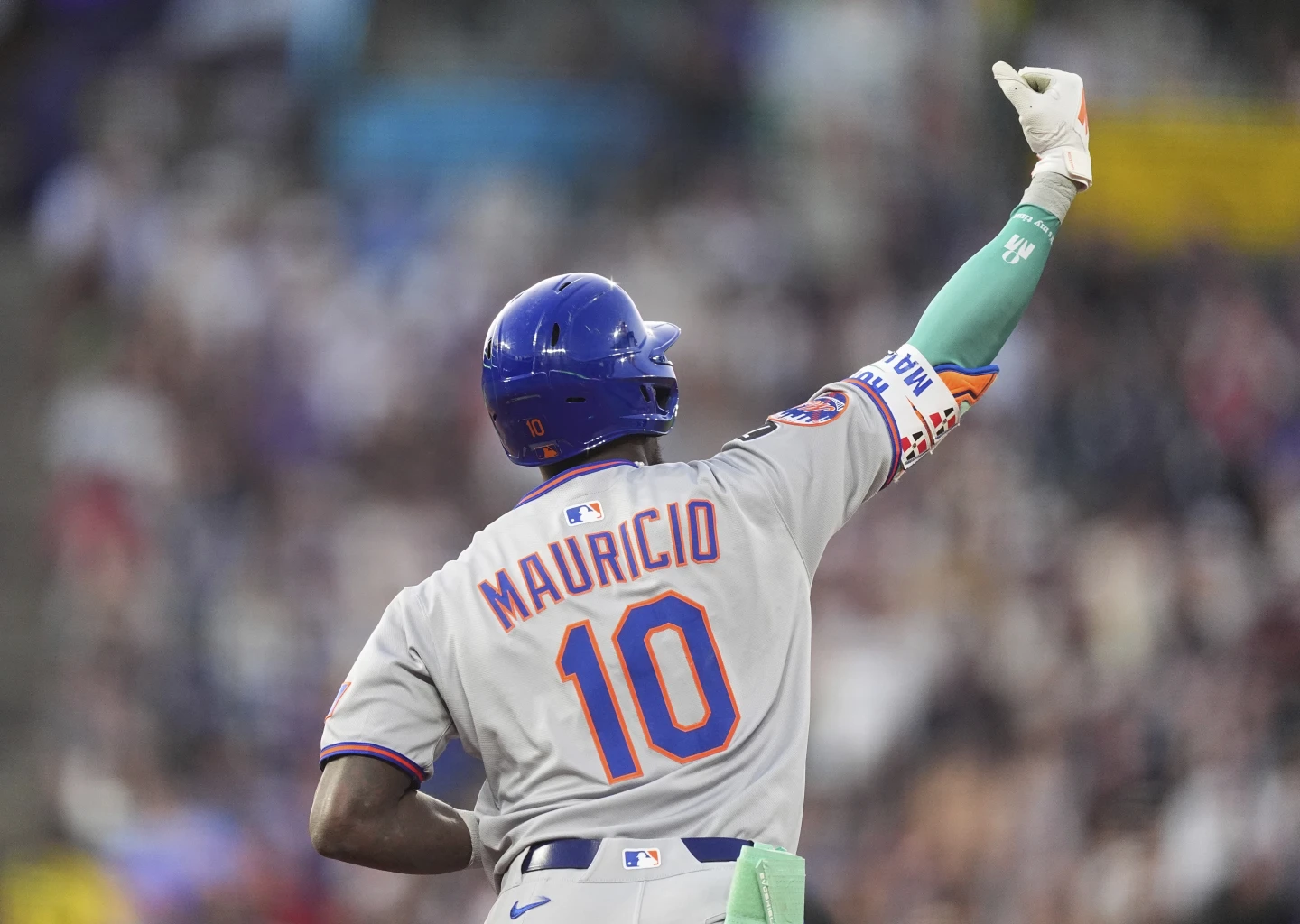 Ronny Mauricio conecta jonróny lidera triunfo de los Mets 8-1 sobre los Rockies