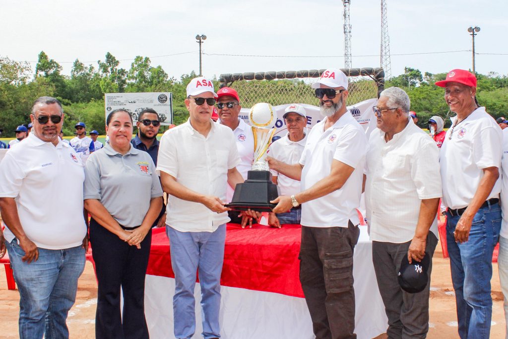 Baldom y Covafa disputarán la Gran Final del Torneo Inter Empresarial de Softbol de Santiago