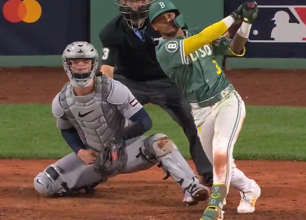 Red Sox aseguran su primer boleto a playoffs desde 2021 con triple de oro de Rafaela