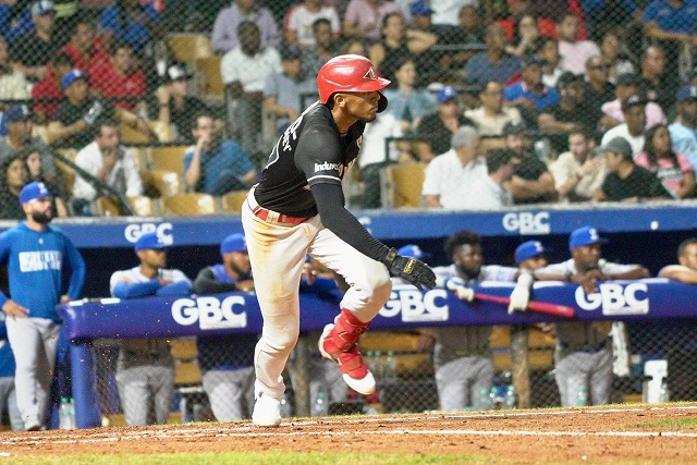 Hit de González deja tendido al Licey en el noveno