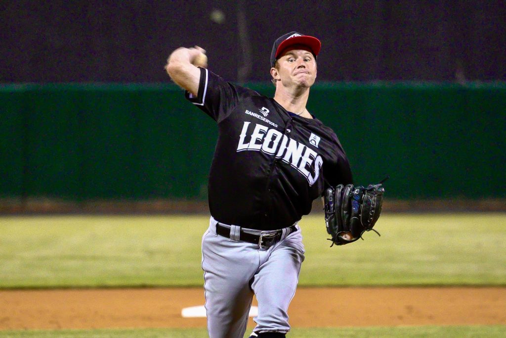 Con salida dominante de Gavin, Leones vencen a Estrellas