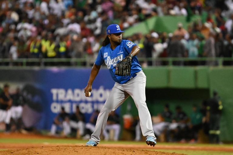 Licey da de baja a Jairo Asencio, Lisalverto Bonilla y Anderson Hernández, en sorpresivo movimiento.