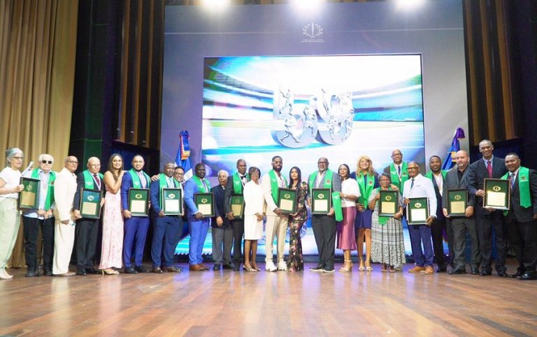 Doce grandes deportistas entran al Pabellón de la Fama del Deporte Dominicano.