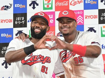 Hiroshima anuncia renovación de Fabián y Montero