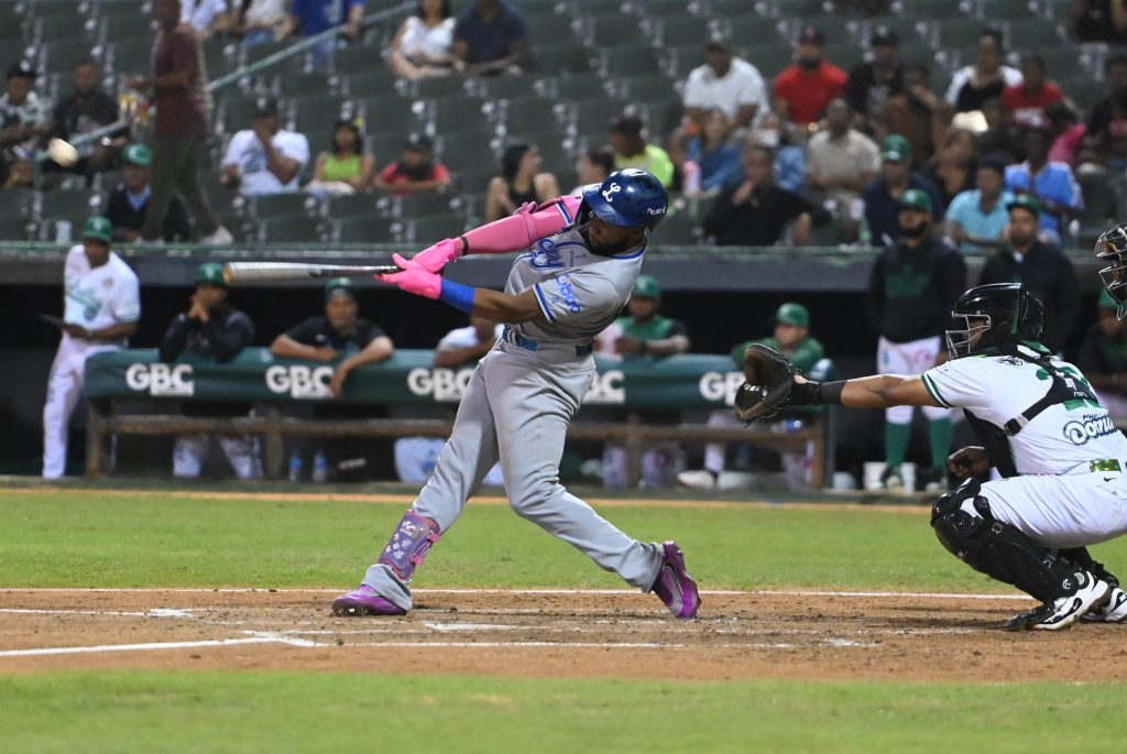 Mauricio, Rojas Jr. y Núñez lideran victoria del Licey sobre Estrellas