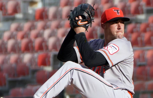 Aaron Sánchez gana el Lanzador del Año de la LIDOM 2025-2026