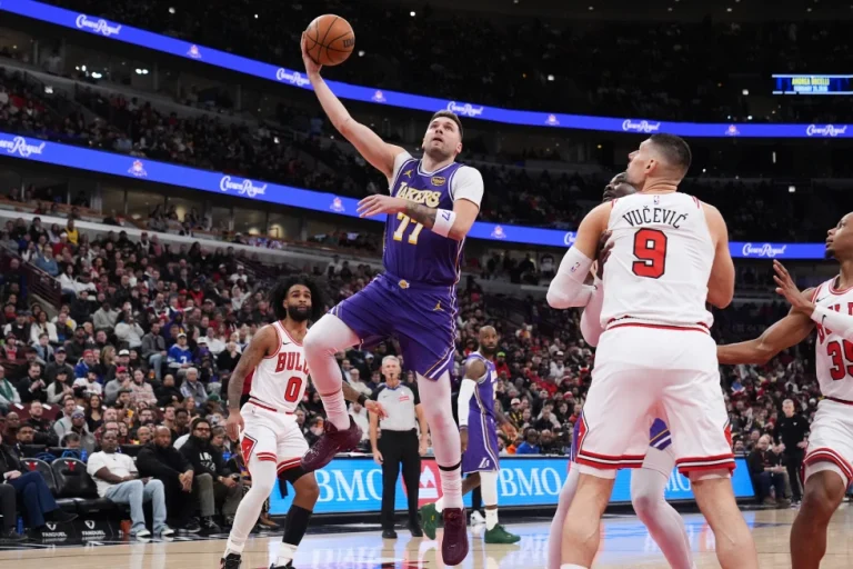 Luka con 46 puntos conduce a los Lakers sobre los Bulls.Todos los resultado