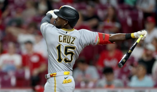 Cruz conecta dos jonrones; O’Hearn y Reynolds también la sacan mientras los Pirates vencen 8-3 a los Reds