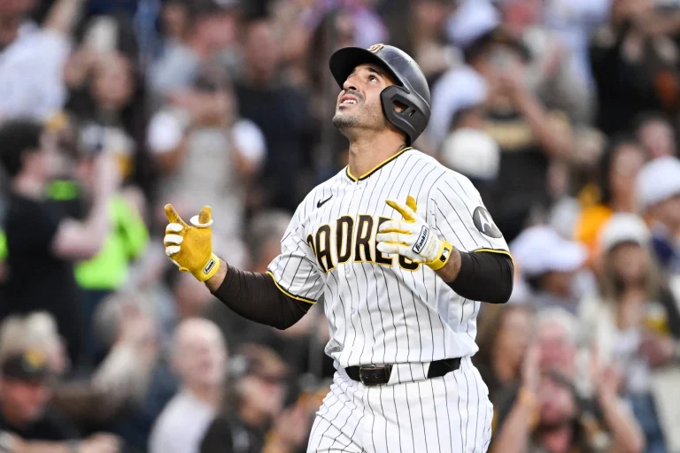 Leureano y Machado la sacaron: Padres vencen a Rockies, Orioles a los Gigantes. Otros resultados