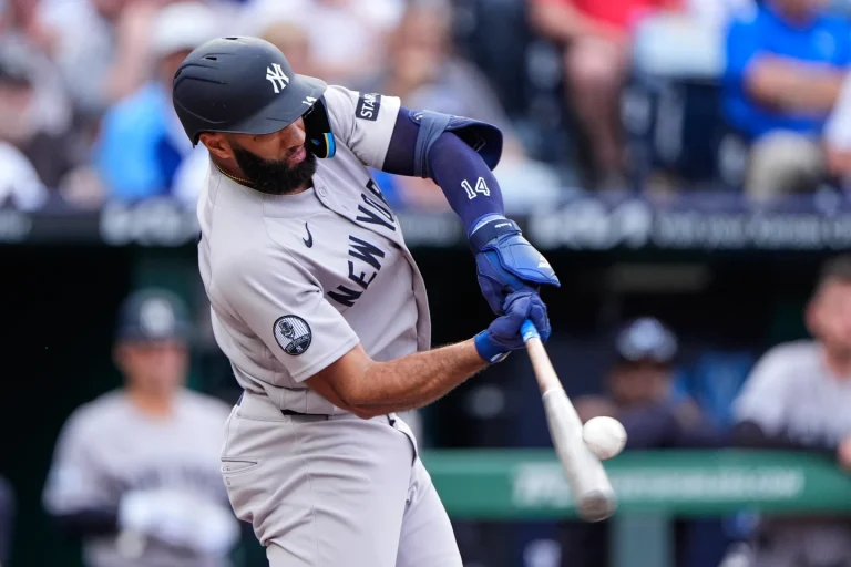 Rosario dio 2HR: Yankees, Piratas y Toronto ganan por paliza