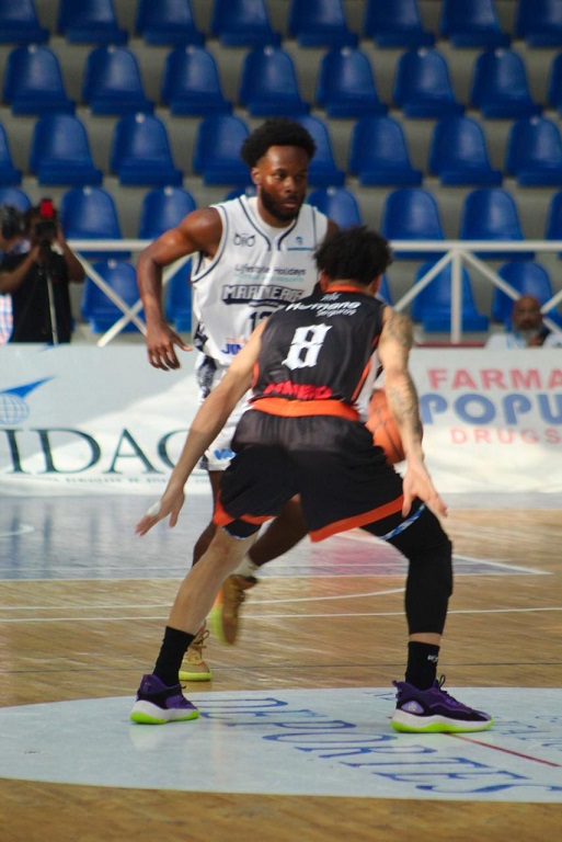 Titanes y Cañeros aprietan la tabla con victorias dramáticas en la Súper Liga LNB