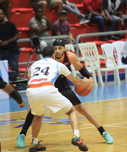 Leones gana la serie particular a los Titanes en Súper Liga LNB