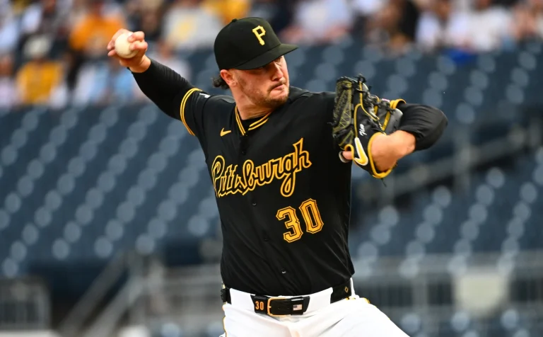Skenes lleva un juego sin hits hasta la séptima entrada, poncha a 10 . Piratas vencen a los Rockies