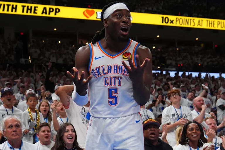 Thunder vencen a Spurs 127-114 en el Juego 5 y quedan a un triunfo de volver a las Finales de la NBA