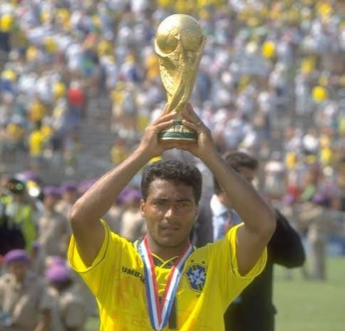 Romario, Gran jugador de futbol y exitoso en la política