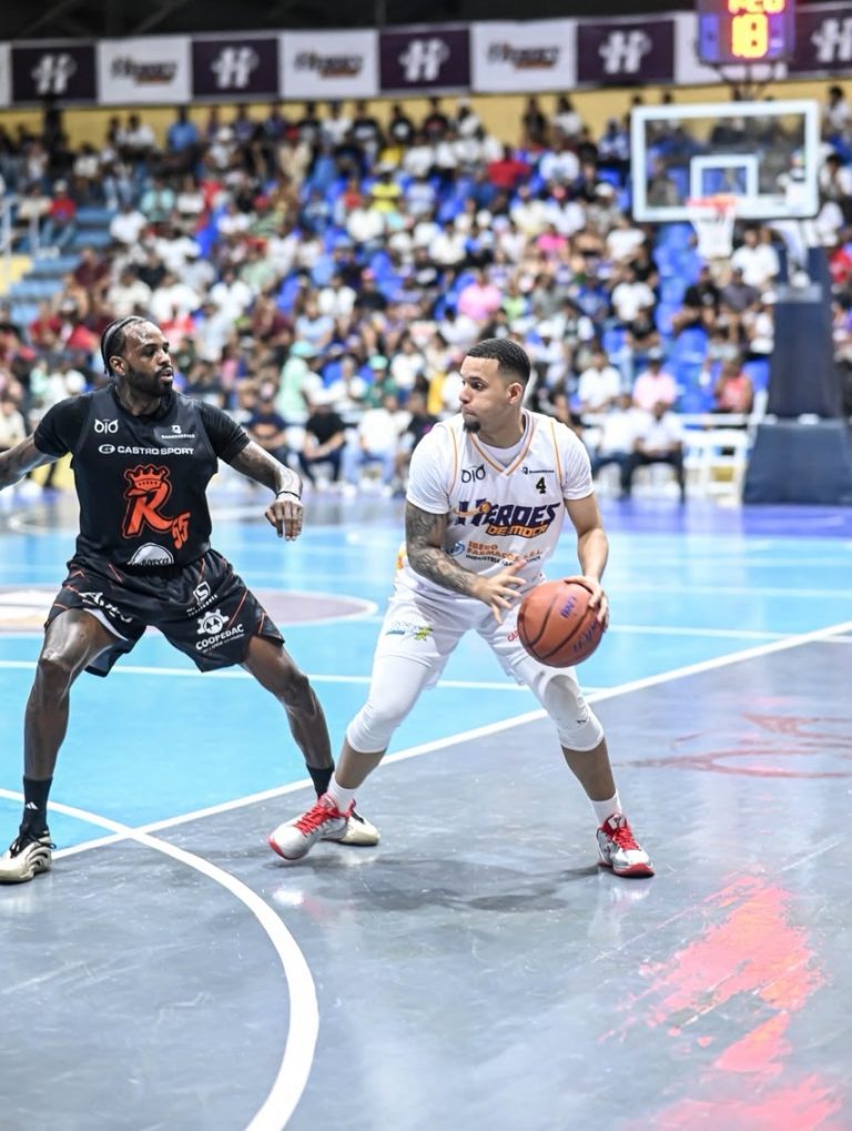 Héroes clasifican a la semifinal al derrotar con drama a los Reales