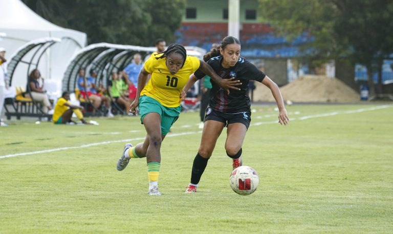 Puerto Rico tumba a Jamaica y escala en la tabla del fútbol femenino