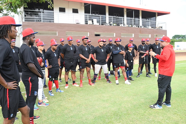 Selección de béisbol intensifica preparación hacia Santo Domingo 2026