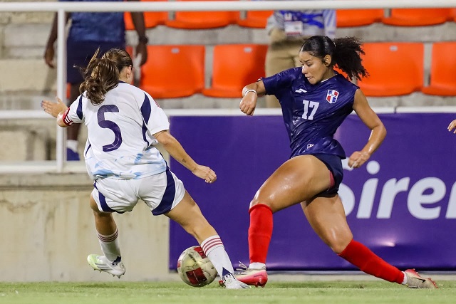 Costa Rica gana un pulso de alto voltaje y frena el empuje dominicano