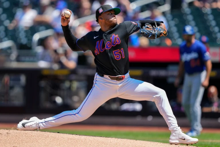 Freddy Peralta reconoce que les ha fallado a los Mets y sabe que probablemente será cambiado pronto