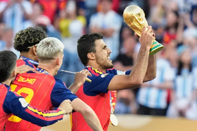 España conquista su segundo Mundial al derrotar a Argentina en tiempo extra