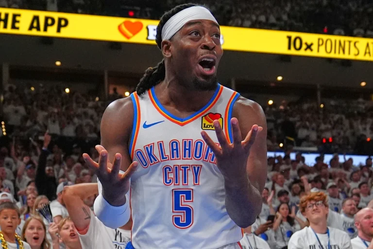 Dort pasa del Thunder a los Hawks y Risacher llega a los Mavericks en cambio entre tres equipos