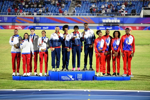 Marileidy impactante: Cuarteta mixta 4×400, oro y nuevo récord Centroamericano y del Caribe
