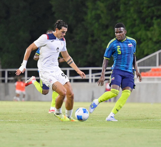 Fútbol : Colombia avanza; Panamá gana en el futbol de Santo Domingo 2026