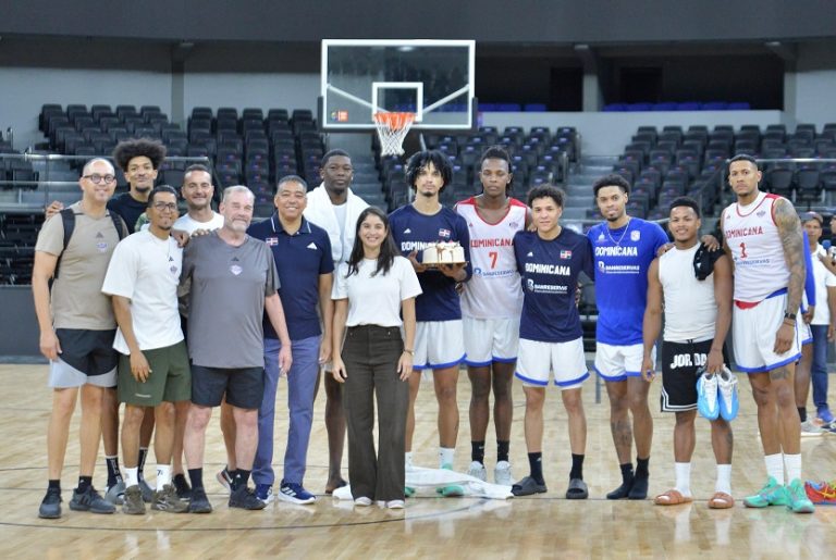 Ché García asume entrenamientos selección basket para la Cuarta Ventana Clasificatoria