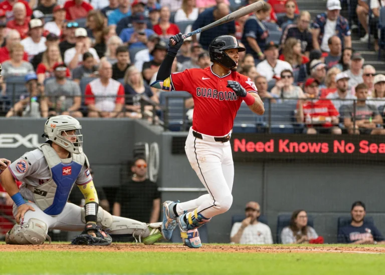 Ángel Genao se convierte en el primer jugador de Cleveland con cuatro hits en su debut en Grandes Ligas