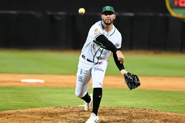 Estrellas importarán de nuevo al relevista Patrick Weigel