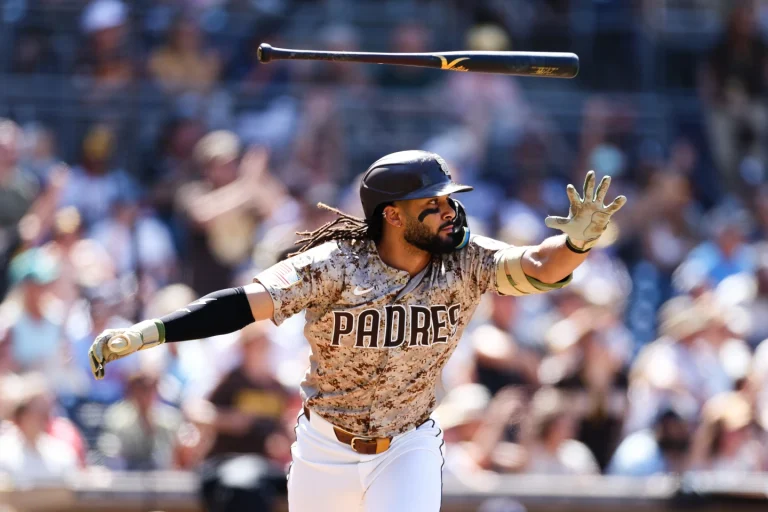 Los resultados MLB: Tatis 2 HR y 4CE, los Cubs anotan 19 y Yankees vencen a los Blue Jays