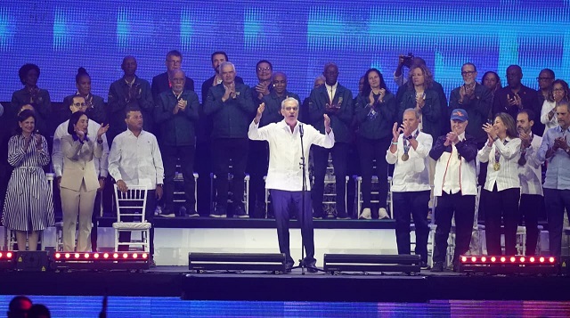 Presidente Abinader clausura con emoción XXV Juegos Centroamericanos y del Caribe
