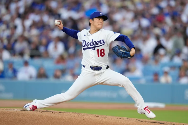 Dodgers frenan a Milwaukee, Astros ganan en diez entradas y Cubs blanquean. Todos los resultados MLB