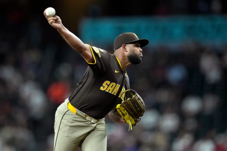 Machado 4 CE Vásquez ganó. Peralta fue bateado en debut con Rays. Todos los Resultados