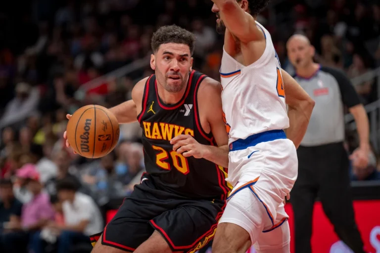 El agente libre Georges Niang firma contrato de un año con los Warriors