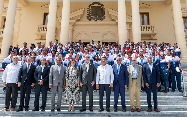 Presidente Abinader anuncia incorporación de medallistas de Santo Domingo 2026 al Parni y aumento de incentivos a partir de 2027