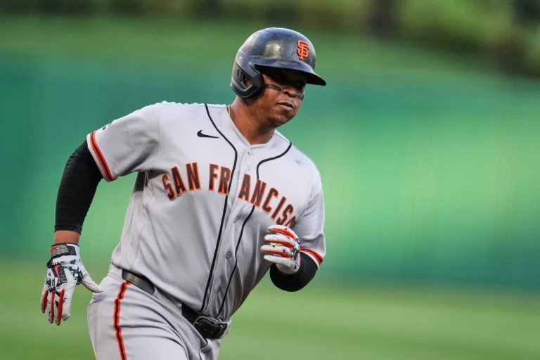 Devers pega HR 32, extiende a 10 juegos racha de hits. Otros resultados de MLB
