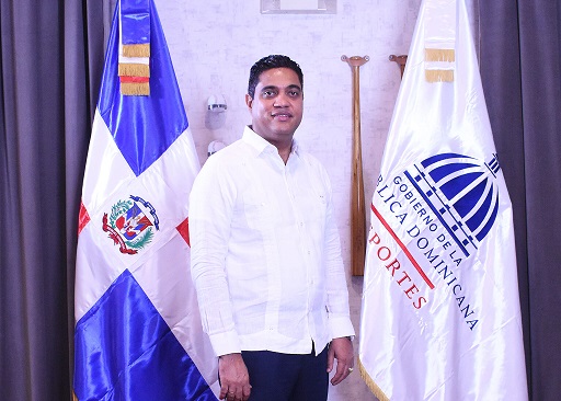 Rinde homenaje a Kelvin Cruz: BSE 2026 abre una nueva era para el baloncesto de Espaillat