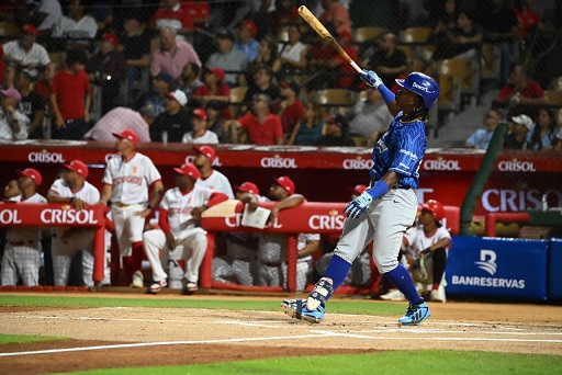 Made la sacó: Licey se impuso 12-2 al Escogido ,