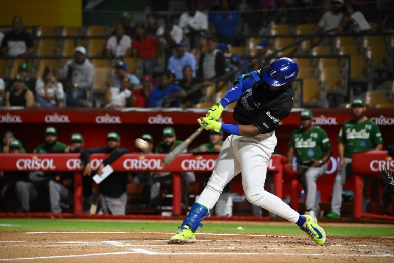1 de 445 Rojas Jr. jonronea y Licey blanquea Estrellas