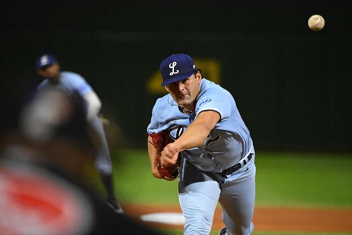 Nico Tellache vuelve a vestirse de gloria con el Licey Recibidos Resumir este correo