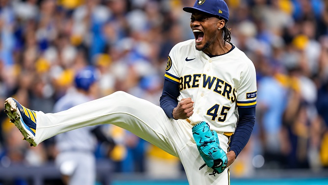 Dieron primero: Cerveceros vencen 2-1 a Dodgers.Turang pega jonrón y el bullpen cumple.