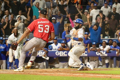 ¡LIDOM se enciende! Licey y Toros ganan y provocan un cuádruple empate en la cima